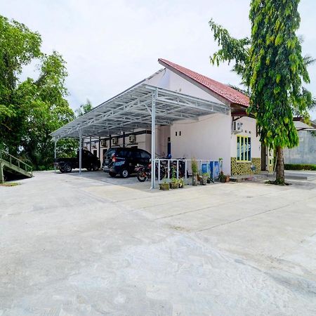 Oyo 90263 Hotel Diva Golf Bengkulu Dış mekan fotoğraf