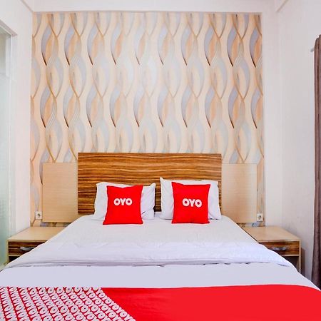 Oyo 90263 Hotel Diva Golf Bengkulu Dış mekan fotoğraf