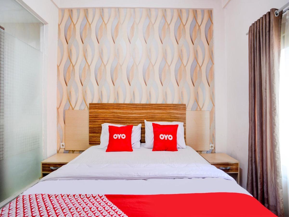 Oyo 90263 Hotel Diva Golf Bengkulu Dış mekan fotoğraf