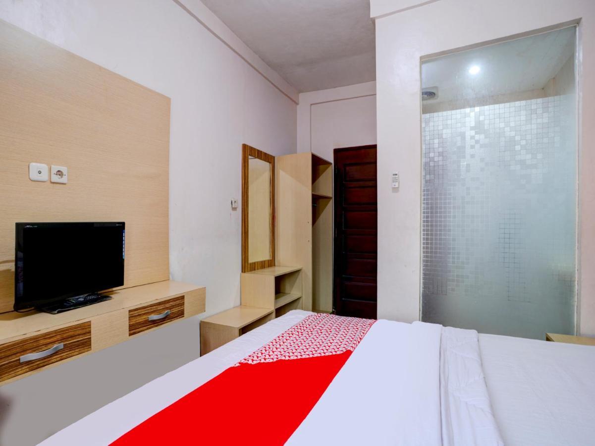 Oyo 90263 Hotel Diva Golf Bengkulu Dış mekan fotoğraf