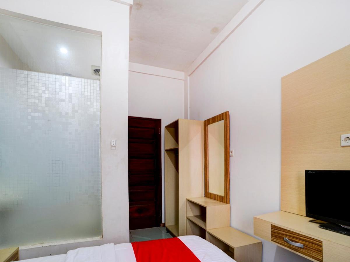 Oyo 90263 Hotel Diva Golf Bengkulu Dış mekan fotoğraf