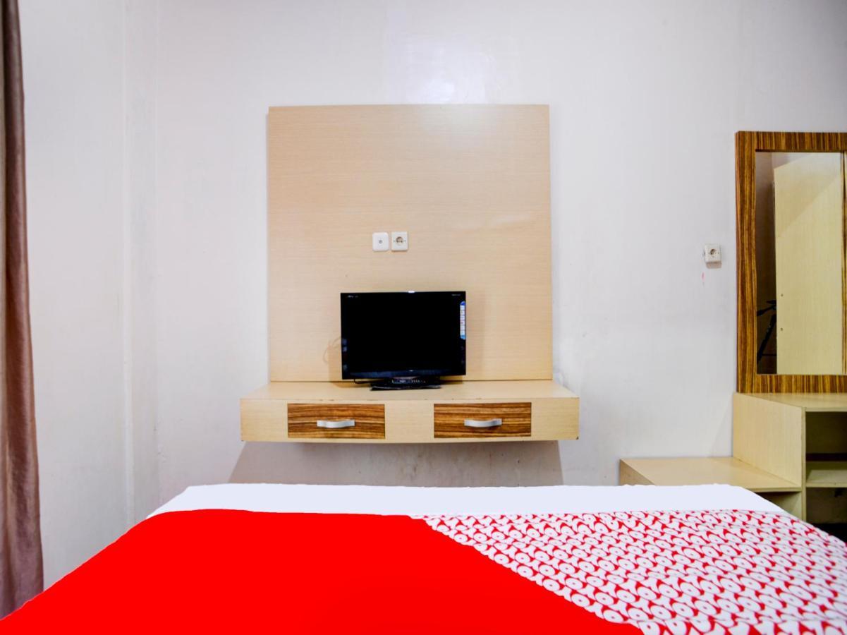 Oyo 90263 Hotel Diva Golf Bengkulu Dış mekan fotoğraf