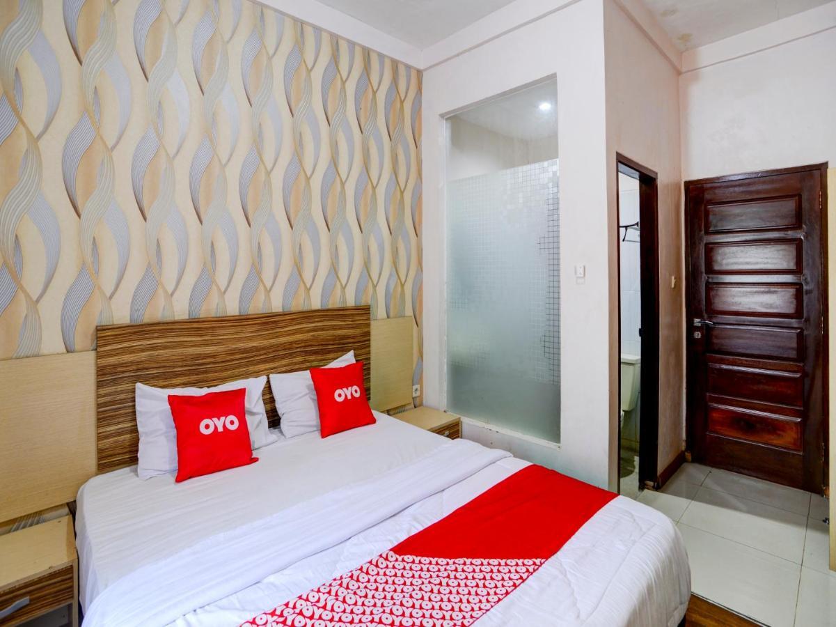 Oyo 90263 Hotel Diva Golf Bengkulu Dış mekan fotoğraf