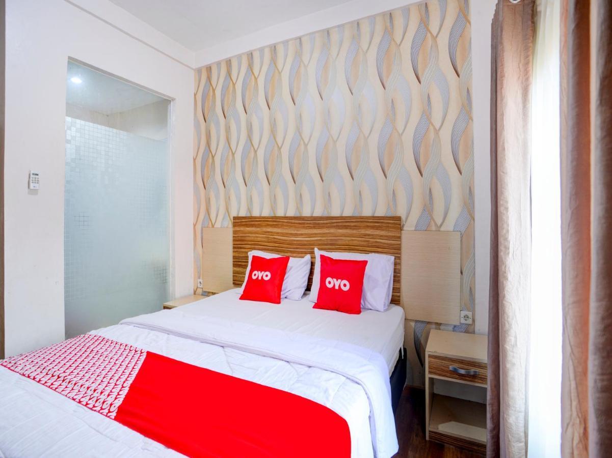 Oyo 90263 Hotel Diva Golf Bengkulu Dış mekan fotoğraf